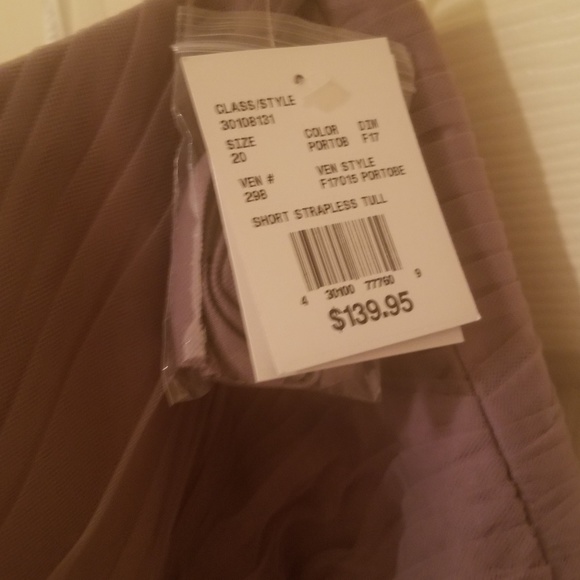 David's Bridal Bridesmaid Dress, optional Prom - Picture 4 of 4